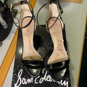 Sam Edelman - Size 8M - Patti Patent Leather Ankle Strap Dress Sandals